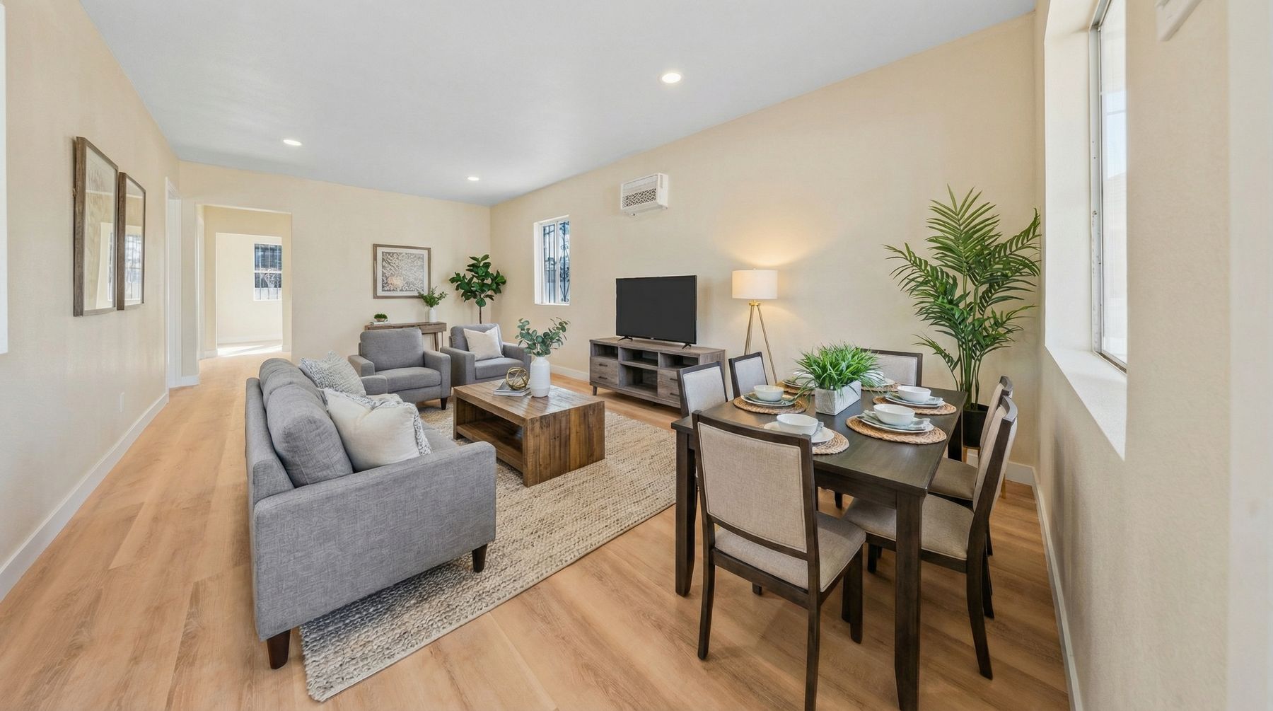 122 W 53rd Street Los Angeles — view 21