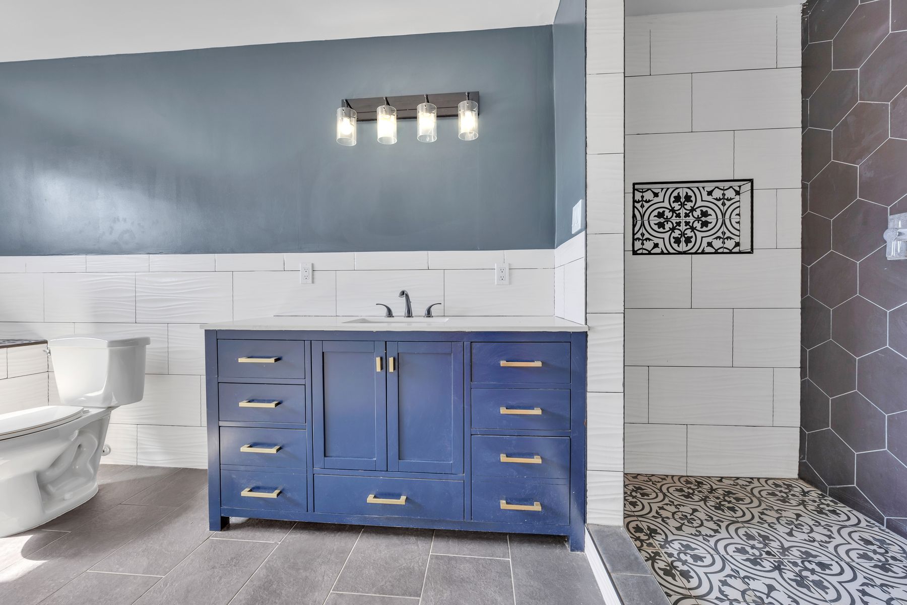 2749 Hope St Huntington Park — view 7