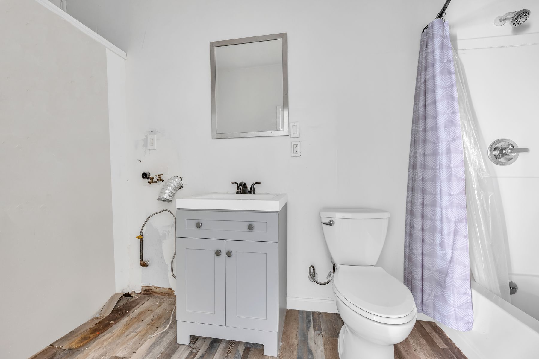 2749 Hope St Huntington Park — view 11