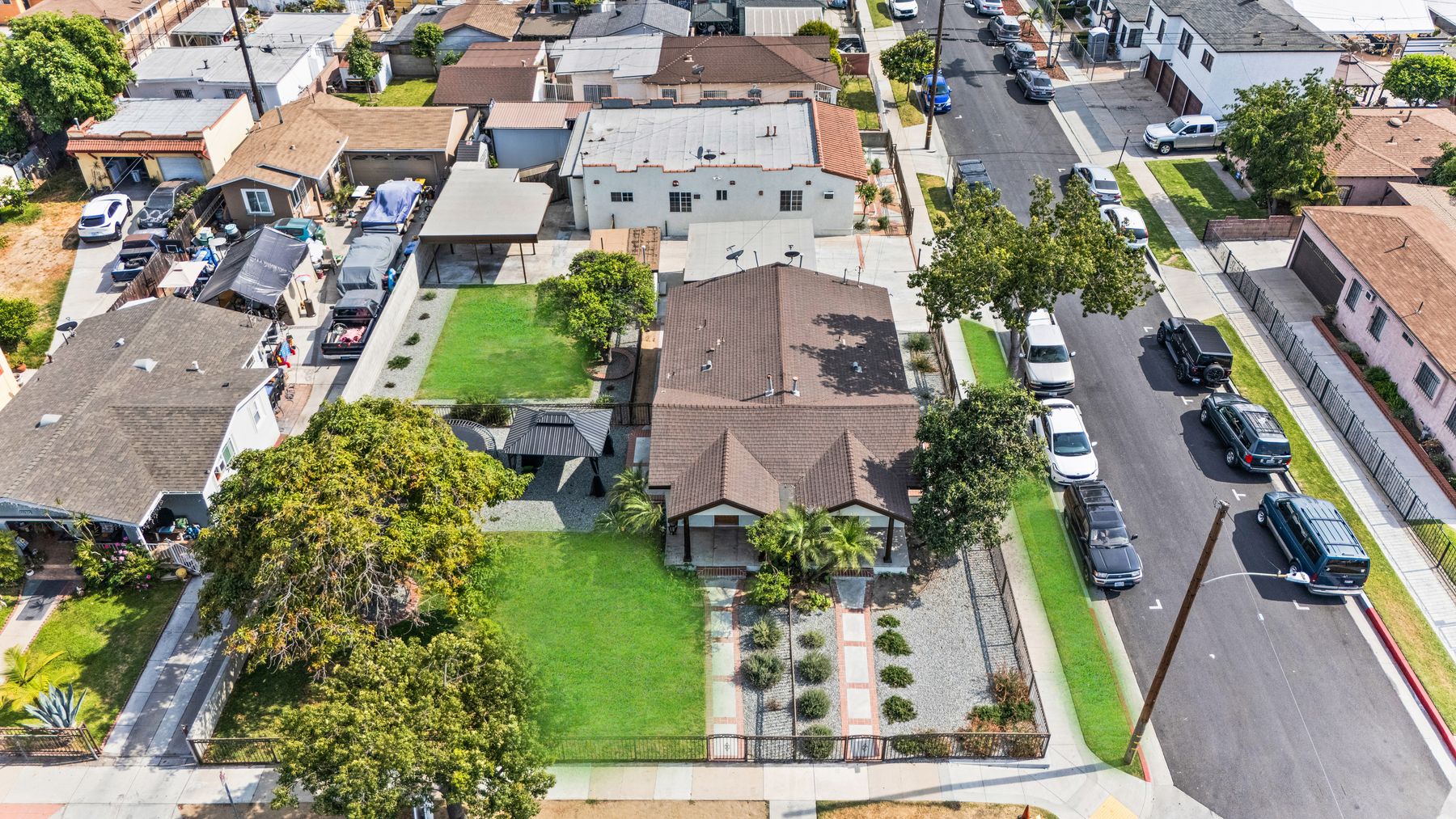 5304 Carmelita Ave Maywood — view 9