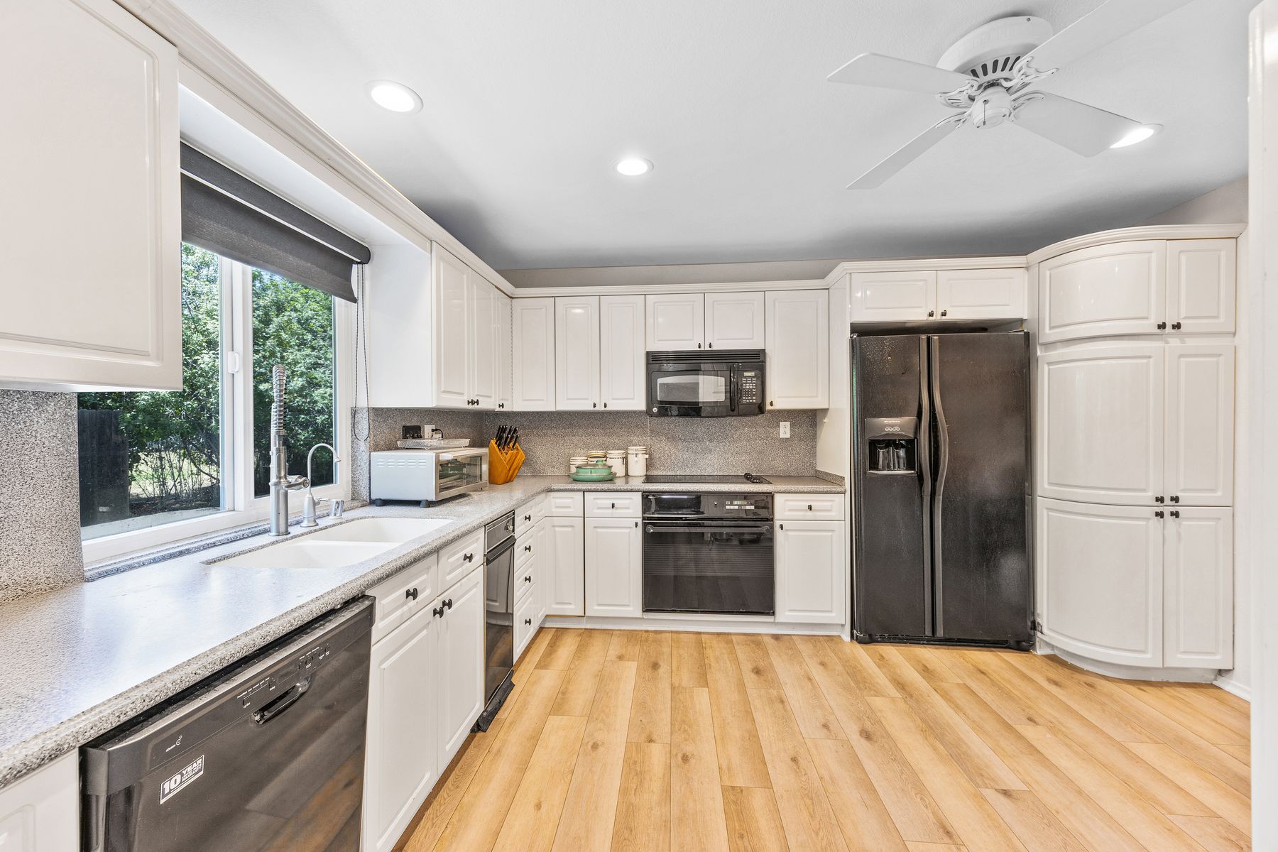 5477 Nestle Ave Unit 6 Tarzana — view 15