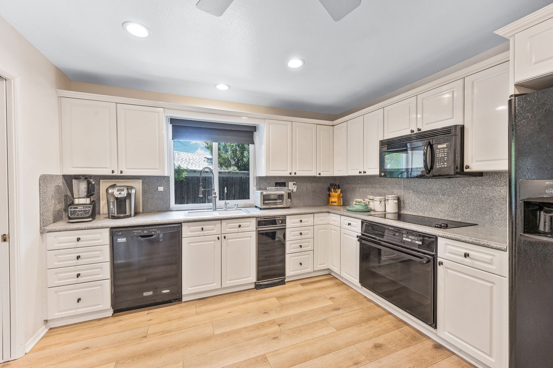 5477 Nestle Ave Unit 6 Tarzana — view 16