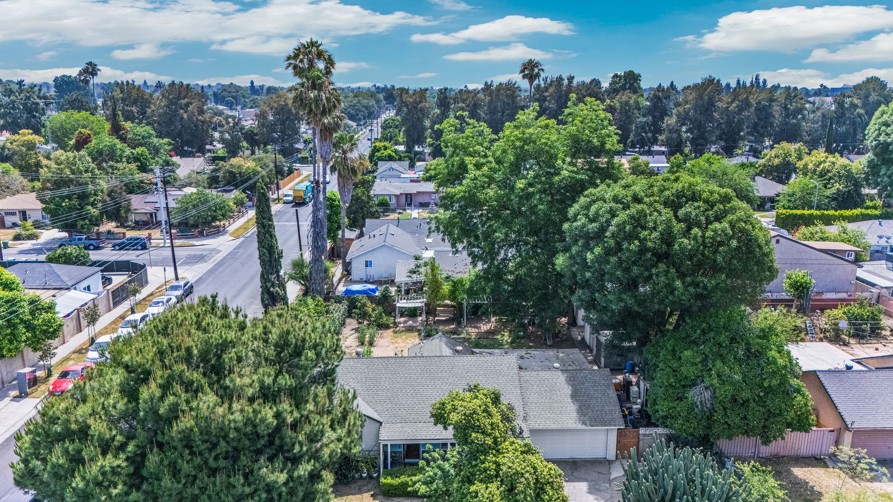 7356 Darby Ave Reseda — view 11