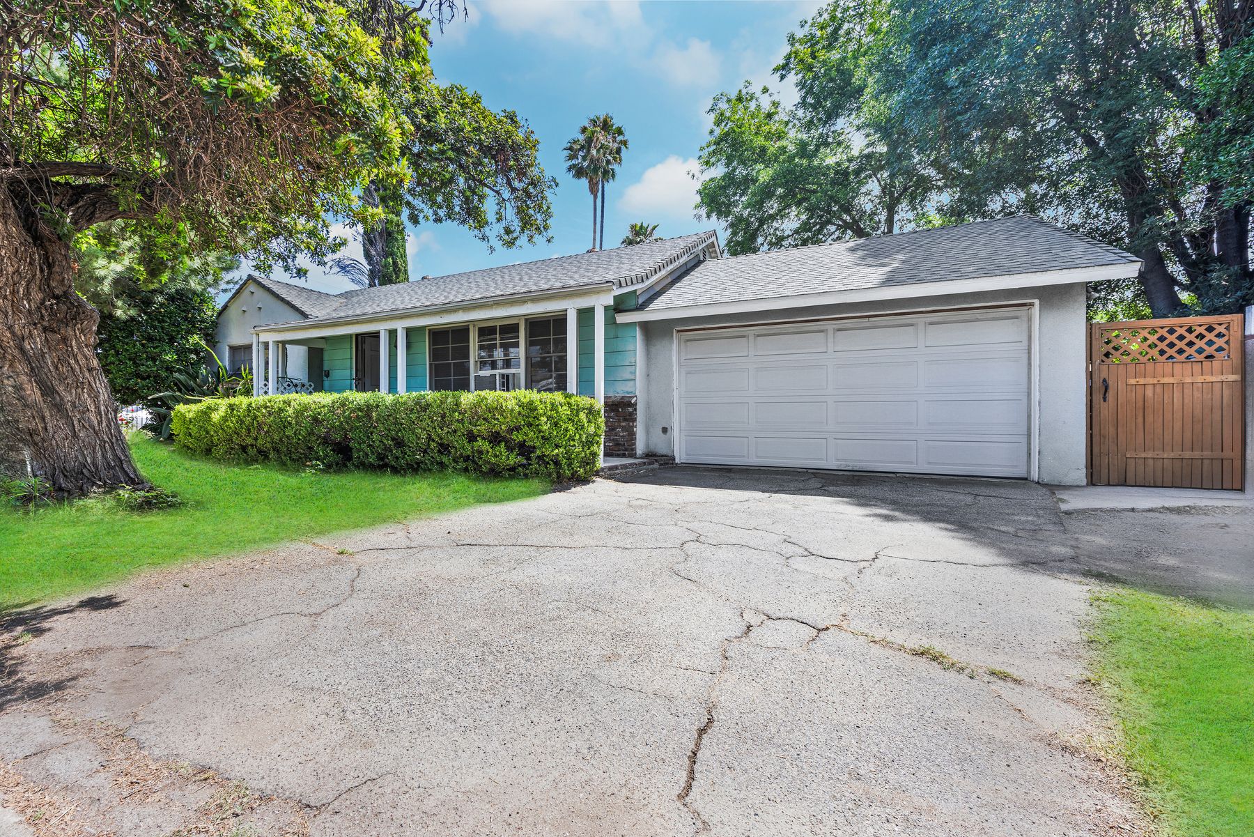 7356 Darby Ave Reseda — view 16
