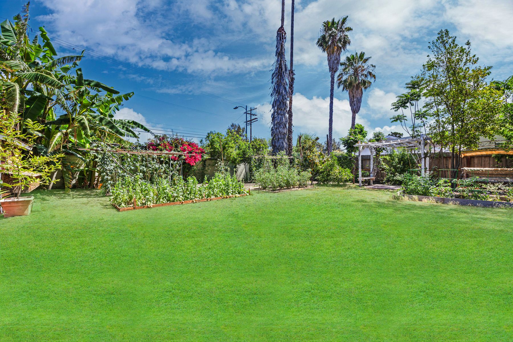 7356 Darby Ave Reseda — view 19